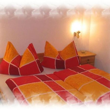 سانكت مارتن ام تنيسي Ferienapartments Reusch المظهر الخارجي الصورة